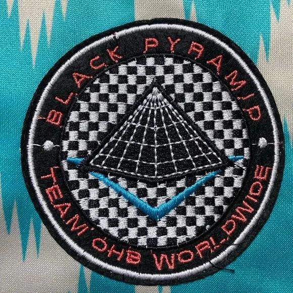 Black Pyramid 2018-2019 Los Angeles jersey - Picture 6 of 7